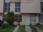 RENTA DE CASA EN PRIVADA EN ZINACANTEPEC A UN COSTADO DE...