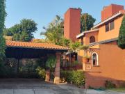 RENTA de CASA Fraccionamiento con cancha de tennis,...