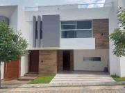 Renta de Casa Lomas de Angelopolis Ill