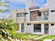 RENTA DE CASA NUEVA EN JURIQUILLA SAN ISIDRO QUERETARO A...