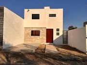 RENTA DE CASA NUEVA EN LOMAS DE COMANJILLA SALIDA LEON SILAO