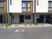 RENTA DE CASA NUEVA MODELO VASARI AUREA TOLUCA