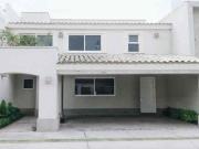 Renta de casa punta del este