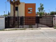 RENTA DE CASA SEMI AMUEBLADA EN COLONIA CERRO DE LA CRUZ