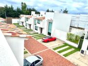 RENTA DE CASA SEMI NUEVA EN CERRADA DE 13 CASAS EN...