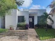 Renta de casa semiamueblada en los heroes merida Yucatan