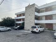 Renta de Departamento con patio y jardin