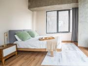 renta de espectacular departamento nuevo en la colonia...