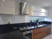 RENTA DE HABITACI?N PARA MUJERES EN SOLARES SERVICIOS...