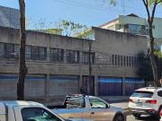 Renta de inmueble comercial e industrial en esquina...