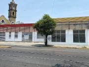 Renta de Local Comercial en esquina HEROES DE NACOZARI,...