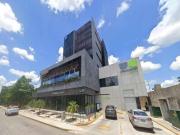 Renta de Local comercial en plaza comercial en Avenida...