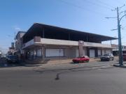 Renta de locales comerciales en la av. Flavio Reyes Manta