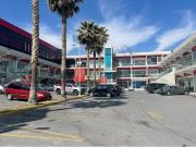 Renta de locales en Plaza comercial La Cantera Blvd. Musa