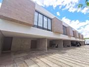 RENTA DE TOWNHOUSE EN PRIVADA EN TEMOZON NORTE