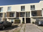 Renta Departamento Amueblado en fracc Condesa Palma...