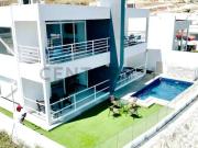 RENTA DEPARTAMENTO FRENTE AL MAR EN PLAYA SANTA...