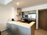 Renta departamento Vía Montejo Torre Indico