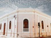 Renta Edificio Colonial En Centro De La Ciudad Sobre La...