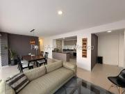 RENTA. El Refugio Departamento amueblado con 2 recámaras...