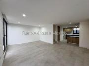 RENTA. El Refugio Departamento de 2 plantas con 2 recámaras