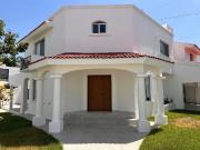 renta espectacular casa 5 recámaras amueblada,paneles...