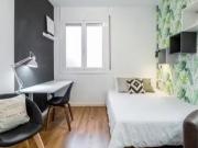 Único Habitación en 56 Avinguda de la Riera de Cassoles Único Habitación en 56 Avinguda de la Riera de Cassoles