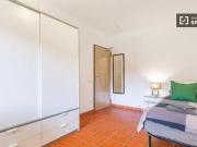 ¡Recién llegado! Habitación en alquiler en casa de 25...