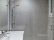 Bonito Habitación en Carrer de Rocafort, La Nova...