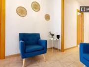 Acogedor Habitación en piso compartido de 5 habitaciones...