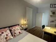 Barato Habitación en piso compartido en alquiler en...
