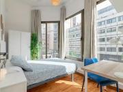 Nuevo Habitación en Ronda de la Universitat, Dreta de...