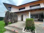 Renta Hermosa Casa Cumbaya Sector USFQ