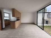 Renta linda casa a estrenar en Conocoto