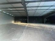 Renta Local comercial de 400 m2 con estacionamiento privado