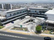 SE RENTA LOCAL COMERCIAL EN PLAZA COMERCIAL EN ANILLO...