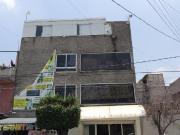 Renta Local con Planta Baja y 2 pisos mas Excelente...