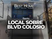 Se renta local de dos pisos en Blvd. Colosio Cancún Q.Roo
