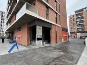 Renta o Venta local en plaza a pie de Av. Manuel...