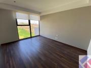 RENTA O VENTA EN THE OAKS BOSQUE REAL CON VISTA A CAMPO...