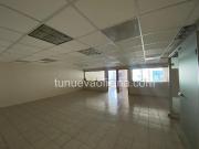 Renta oficina 157m2 amueblada ACONDICIONADA Plaza...