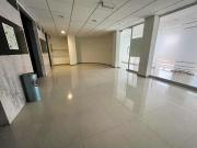 Renta oficina acondicionada de 717m2 en Rio Elba,...