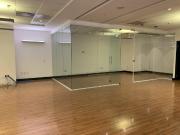 RENTA OFICINA CON PRIVADOS Y SALA DE JUNTAS...