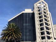 RENTA OFICINA DE 25m2 EN EDIFICIO MODERNO CON GENERADOR...