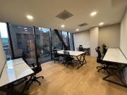 Renta Oficina Privada 32 40 personas Amueblada Plug n...