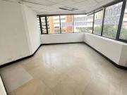 Renta oficina sector Norte,Quito, republica del...
