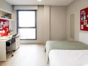 Único Piso de 1 habitación en Paseo de Juan XXIII, 42