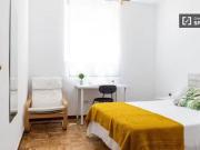 Barato Se alquila habitación en apartamento de 5...