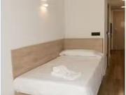 Acogedor Se alquila habitación en residencia en...