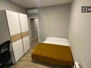 Acogedor Se alquila habitación en Sol, Madrid